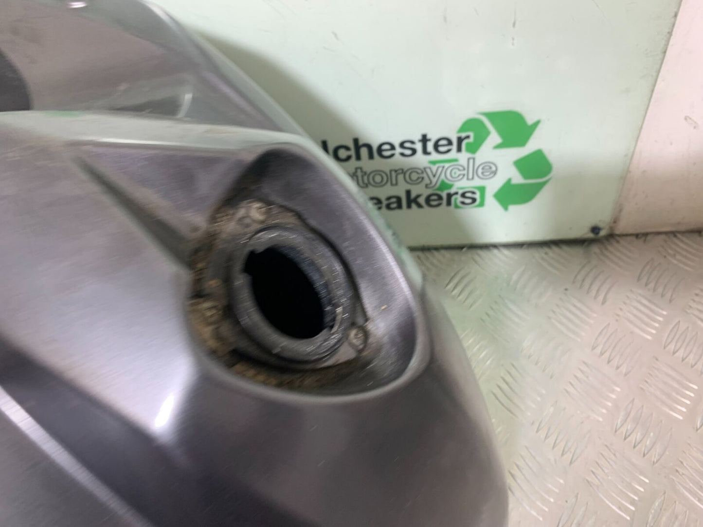 KTM 990 SUPERMOTO T PETROL TANK   YEAR 2010-2011  (CMB1127)