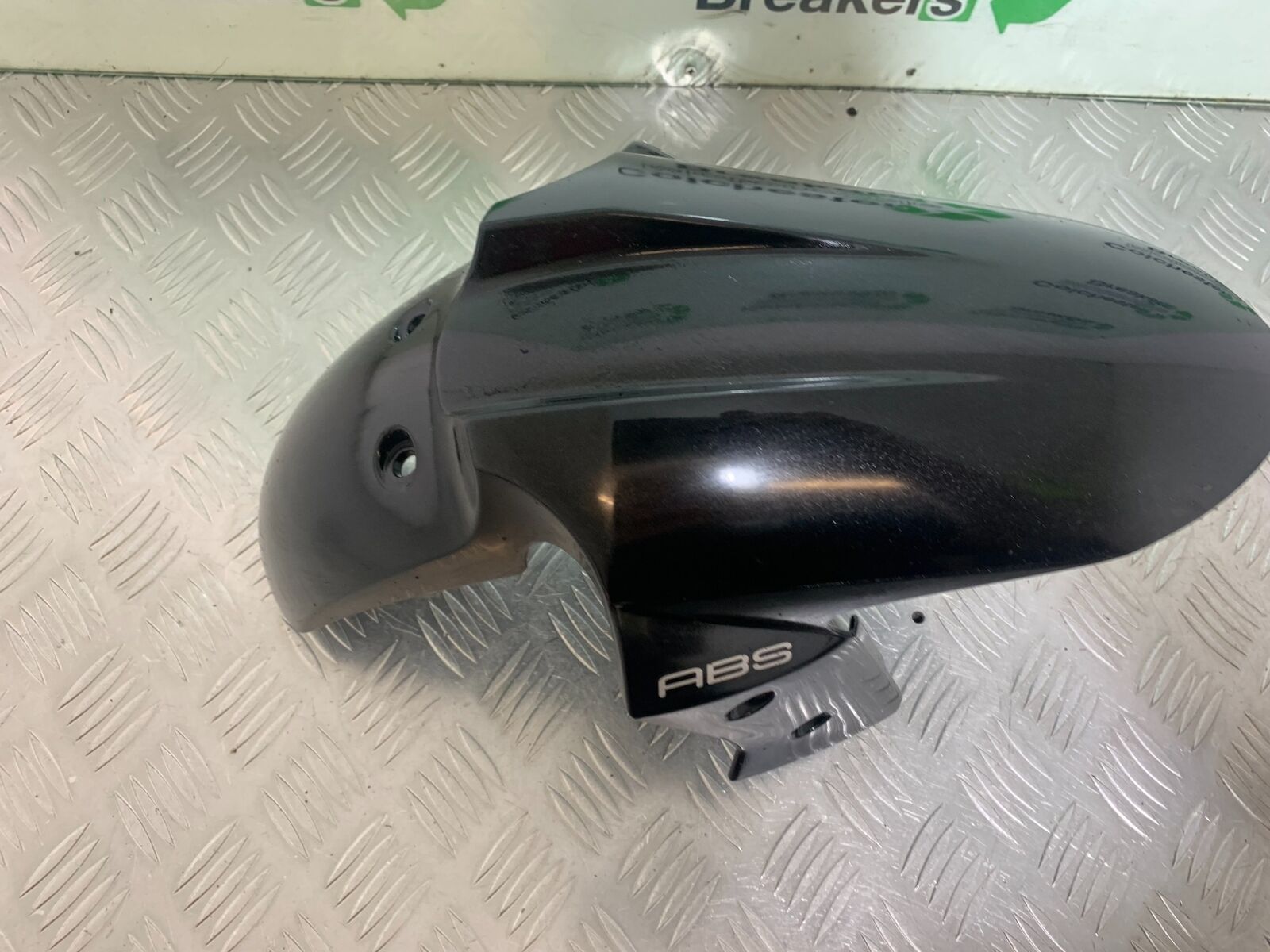 KAWASAKI Z300 ER300 FRONT MUDGUARD  YEAR 2016-2018  (CMB1056)