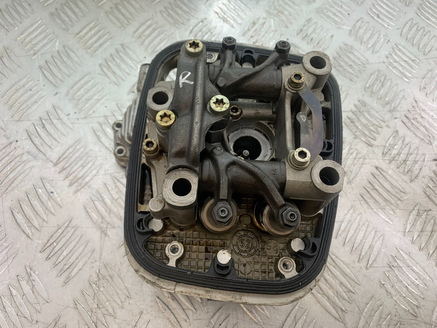 BMW R1100 RT R 1100 RT RIGHT CYLINDER HEAD   YEAR 1996-2001 (CMB1095)