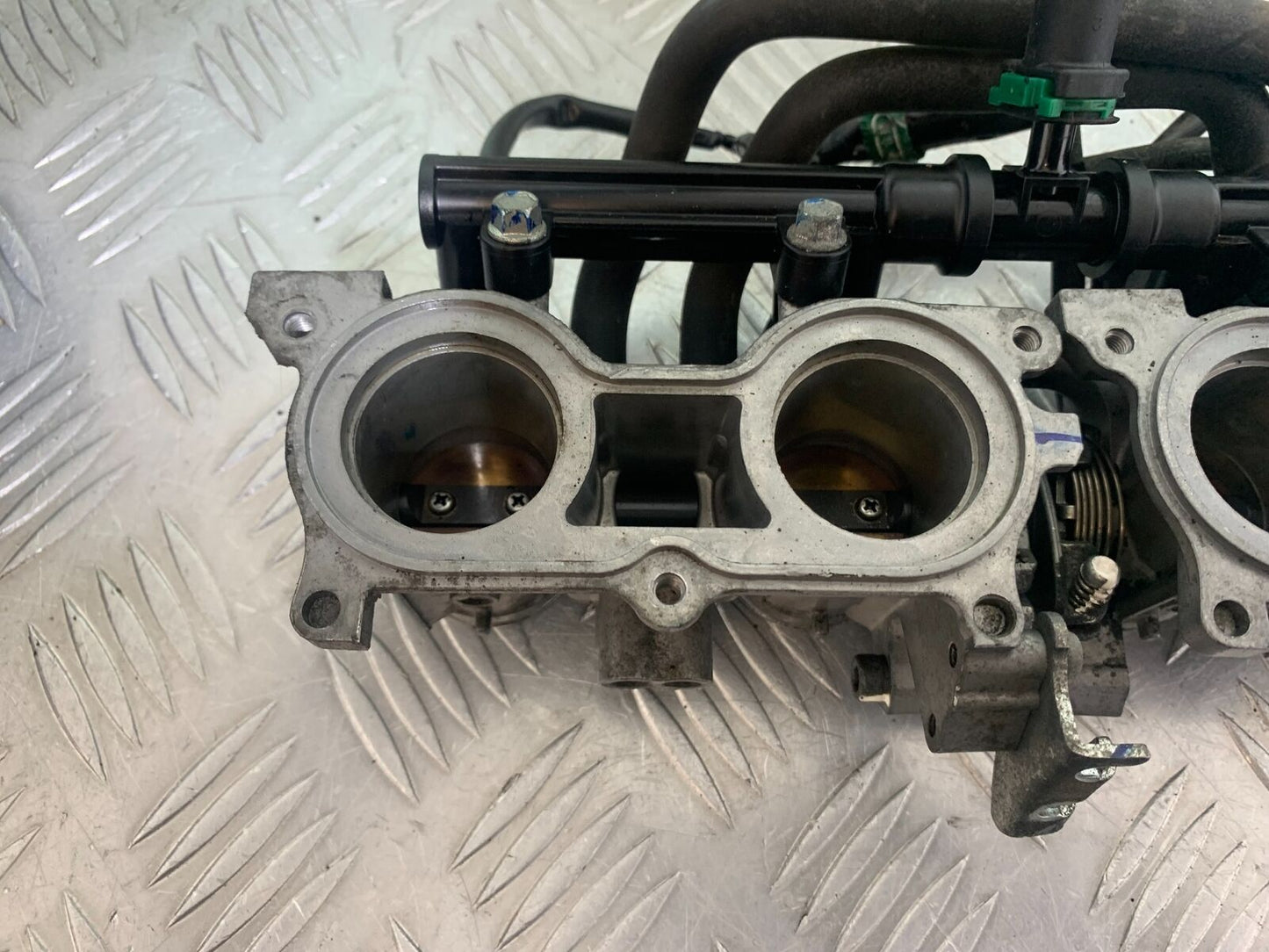 HONDA CBR650 F CBR 650F THROTTLE BODIES  YEAR 2014-17  (CMB1130)