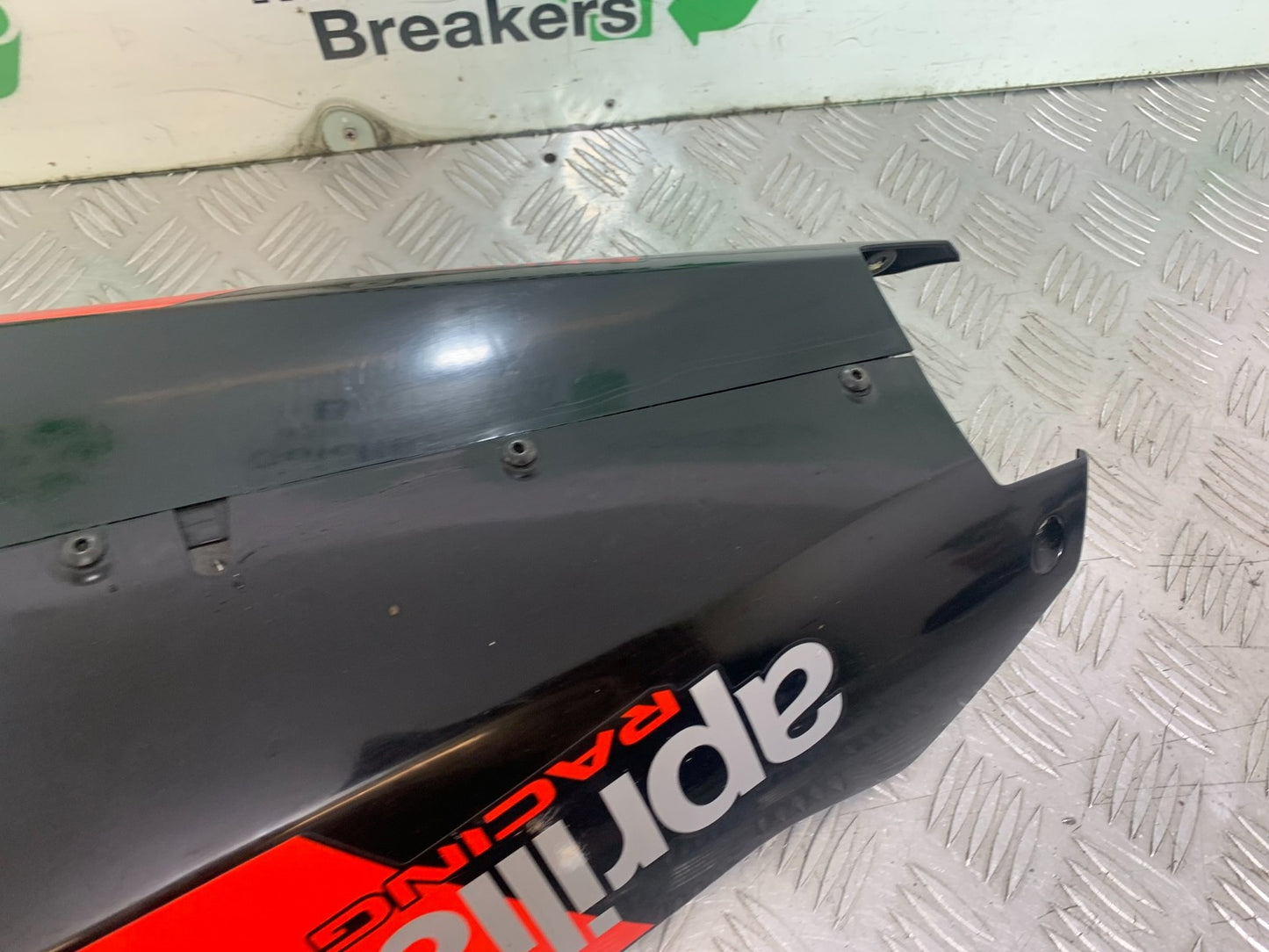 APRILIA RS660 RS 660 BELLYPAN  YEAR 2020-2024 (CMB1202)