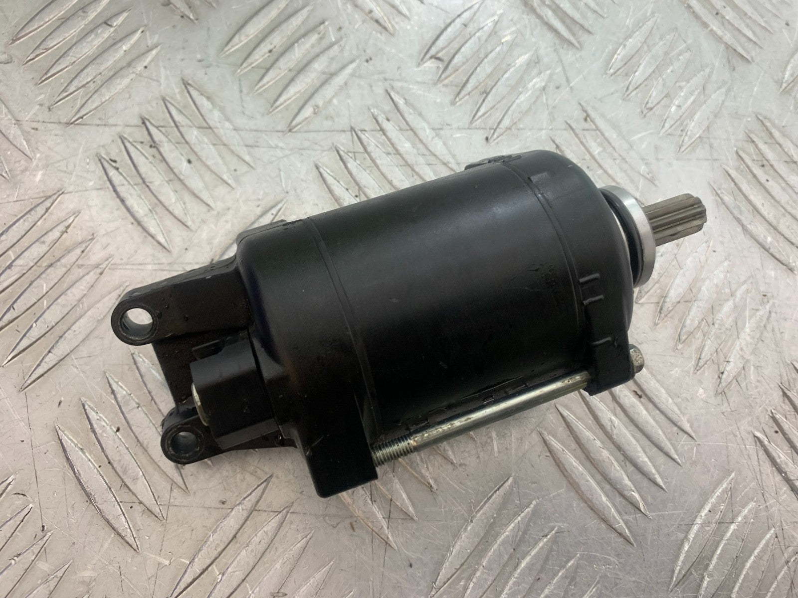 YAMAHA YZF R7 STARTER MOTOR  YEAR 2022-2025 (CMB1255)