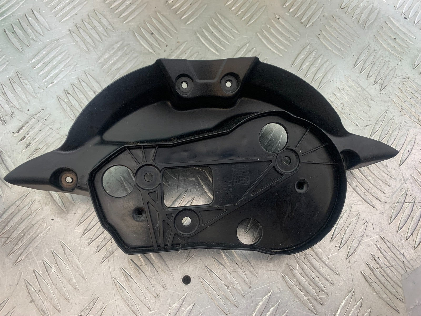 TRIUMPH 675 STREET TRIPLE CLOCK MOUNTING PLATE   2013-2016 (CMB1186)