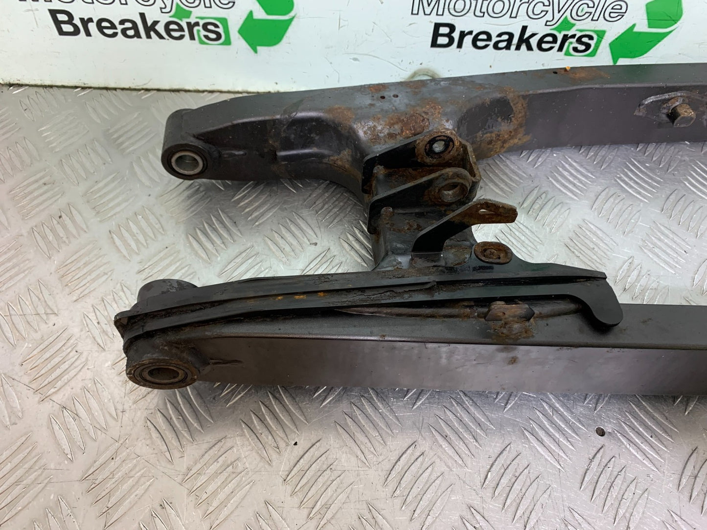 HONDA CBF500 CBF 500 SWINGARM  YEAR 2004-2008  (CMB1294)