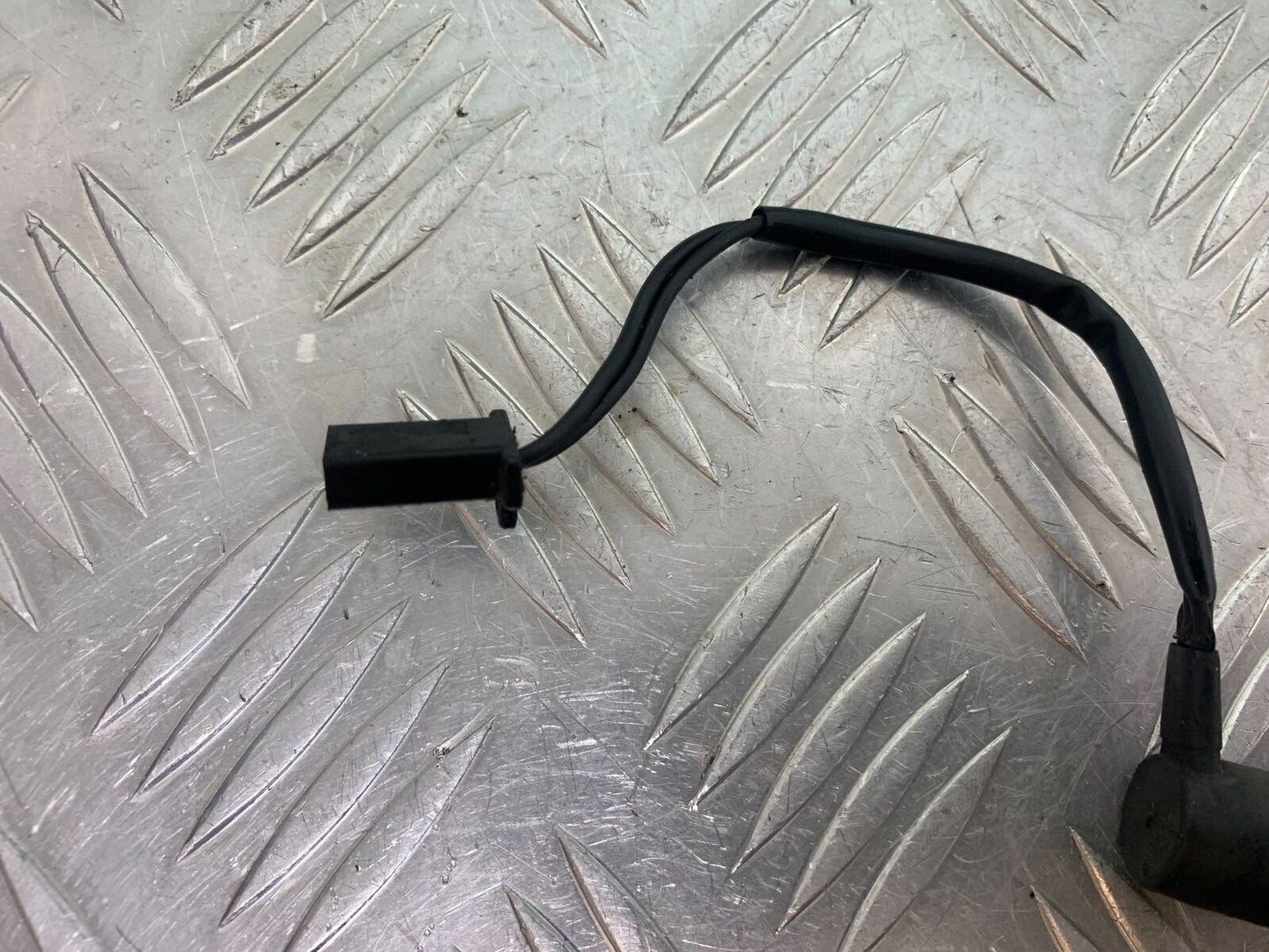 YAMAHA XJR1300 XJR 1300 REAR BRAKE LIGHT SWITCH  YEAR 1999-2003 (CMB1055)