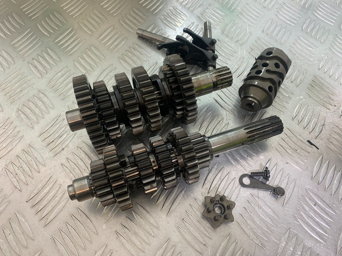 DUCATI 1199 PANIGALE GEARBOX  YEAR 2012-2014 (CMB1047)