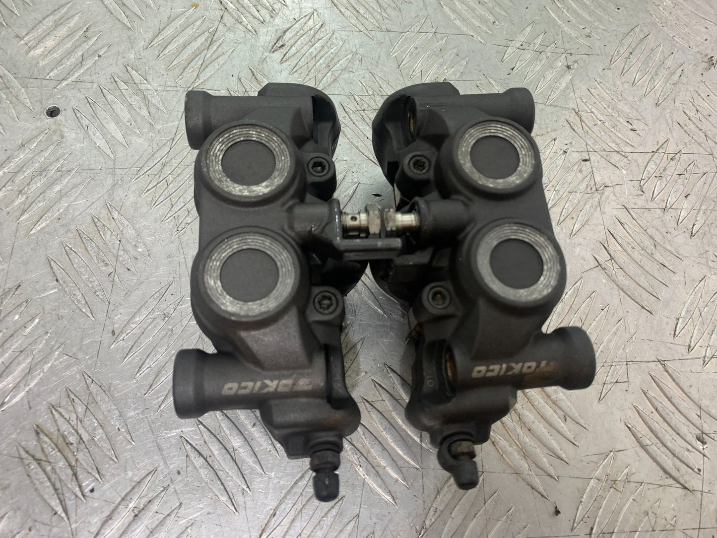 KAWASAKI ZX10R ZX10 R FRONT BRAKE CALIPERS 2008-2010 (CMB1206)