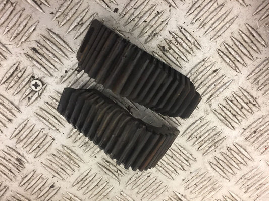 HONDA VT1100 C SHADOW TANK RUBBERS  YEAR 1987-1996  (STOCK 540)