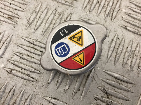 HONDA CRF1000 CRF 1000 AFRICA TWIN RADIATOR CAP    2019 (STOCK 759)