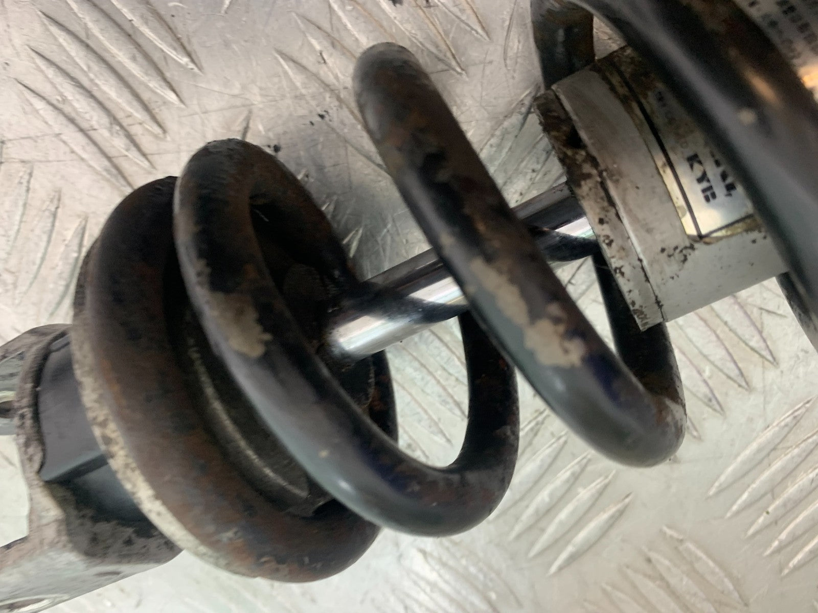 KAWASAKI ZZR1100 D REAR SHOCK   YEAR 1993-2001 (CMB1289)
