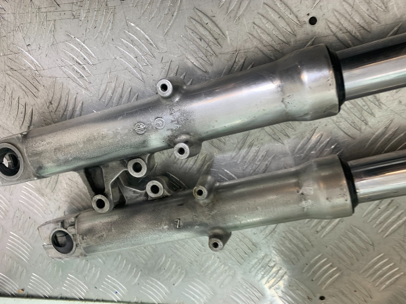 KAWASAKI ZZR1100 D FORKS  YEAR 1993-2001 (CMB1289)