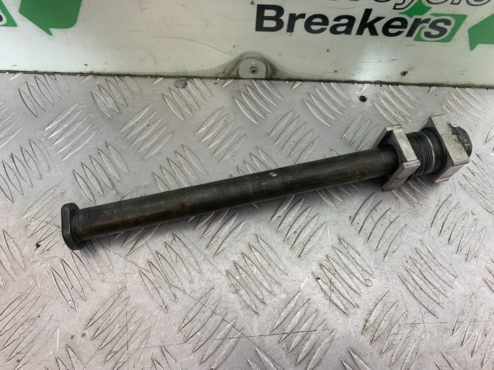 APRILIA RSV1000 R FACTORY MILLE REAR WHEEL SPINDLE  2004-09 (CMB1203)