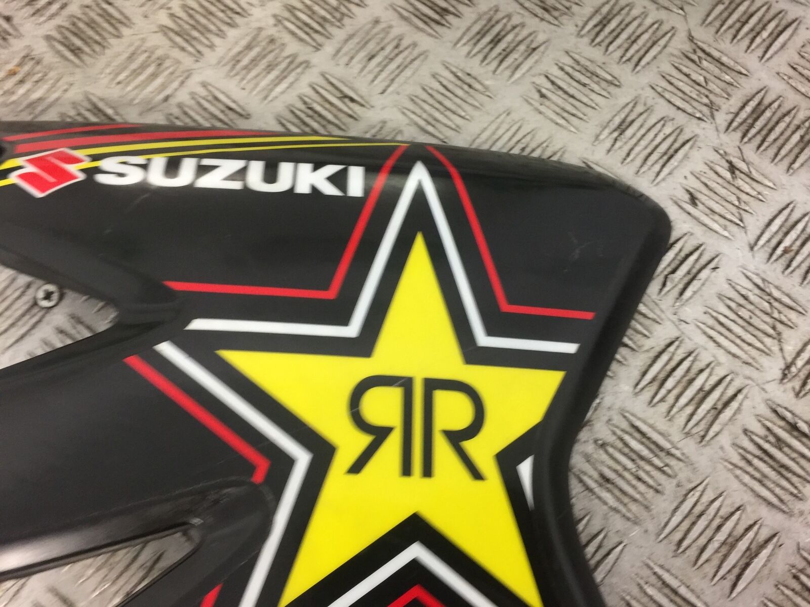 SUZUKI DRZ400 DRZ 400 RIGHT RADIATOR PANEL  YEAR 2003 (STOCK 372)