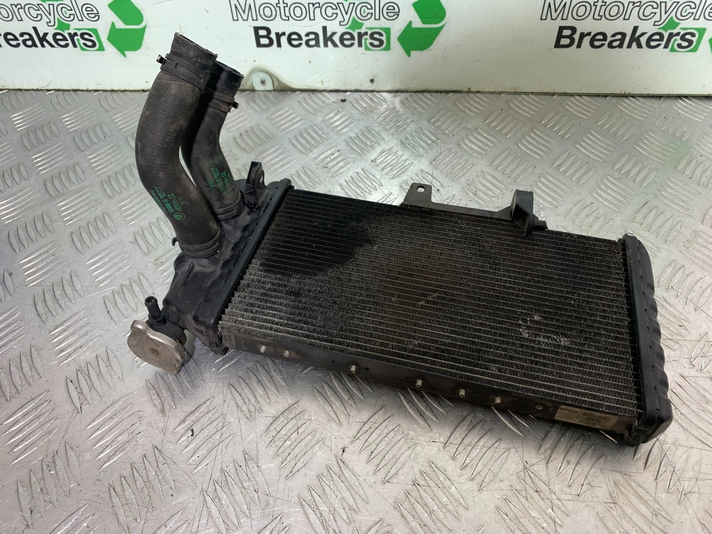 BMW F800 GT RADIATOR  YEAR 2013-2017 (CMB1248)