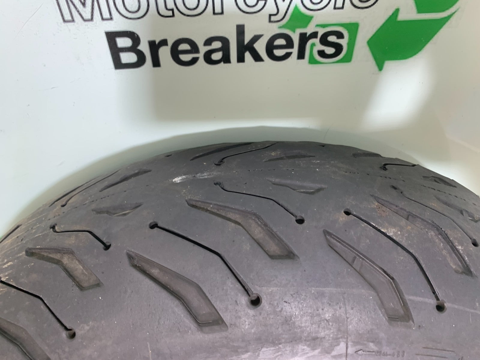 HONDA CBR1000 RR REAR WHEEL  YEAR 2008-2011 (CMB1330)