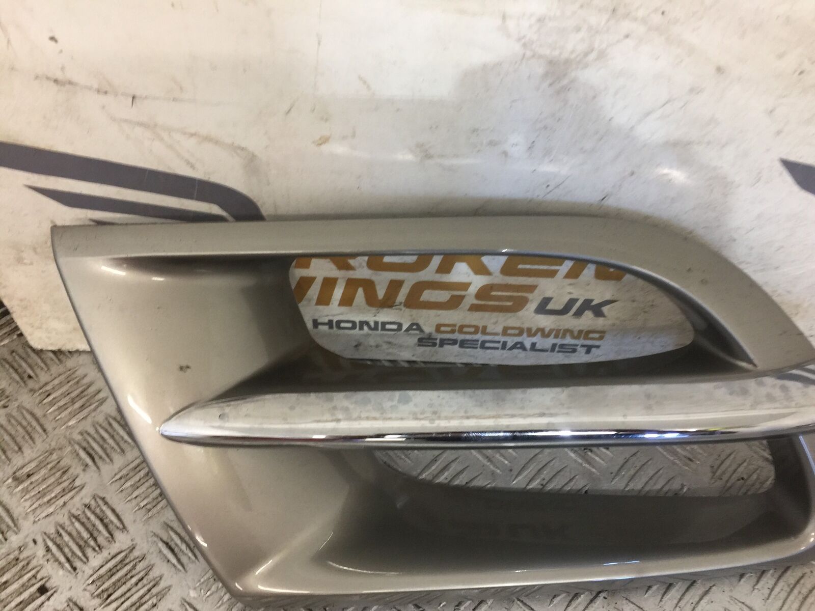 HONDA GL1800 GL 1800 LEFT INSPECTION PANEL  YEAR 2004-10 ABS (STOCK 890)