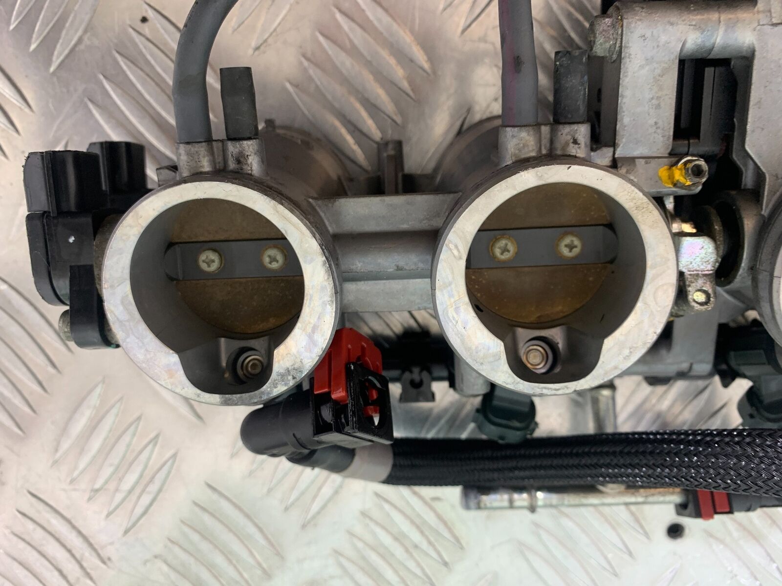 KAWASAKI ZX6R ZX6 R THROTTLE BODIES YEAR 2007 2008 (CMB1002)