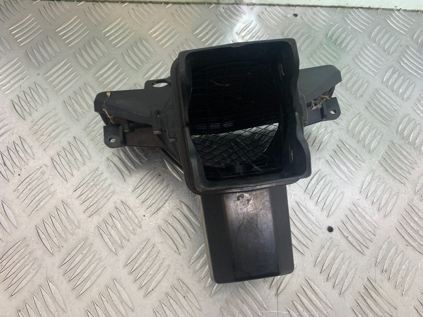 KAWASAKI ZX6R FAIRING BRACKET  YEAR 2009-2012 (CMB1136)