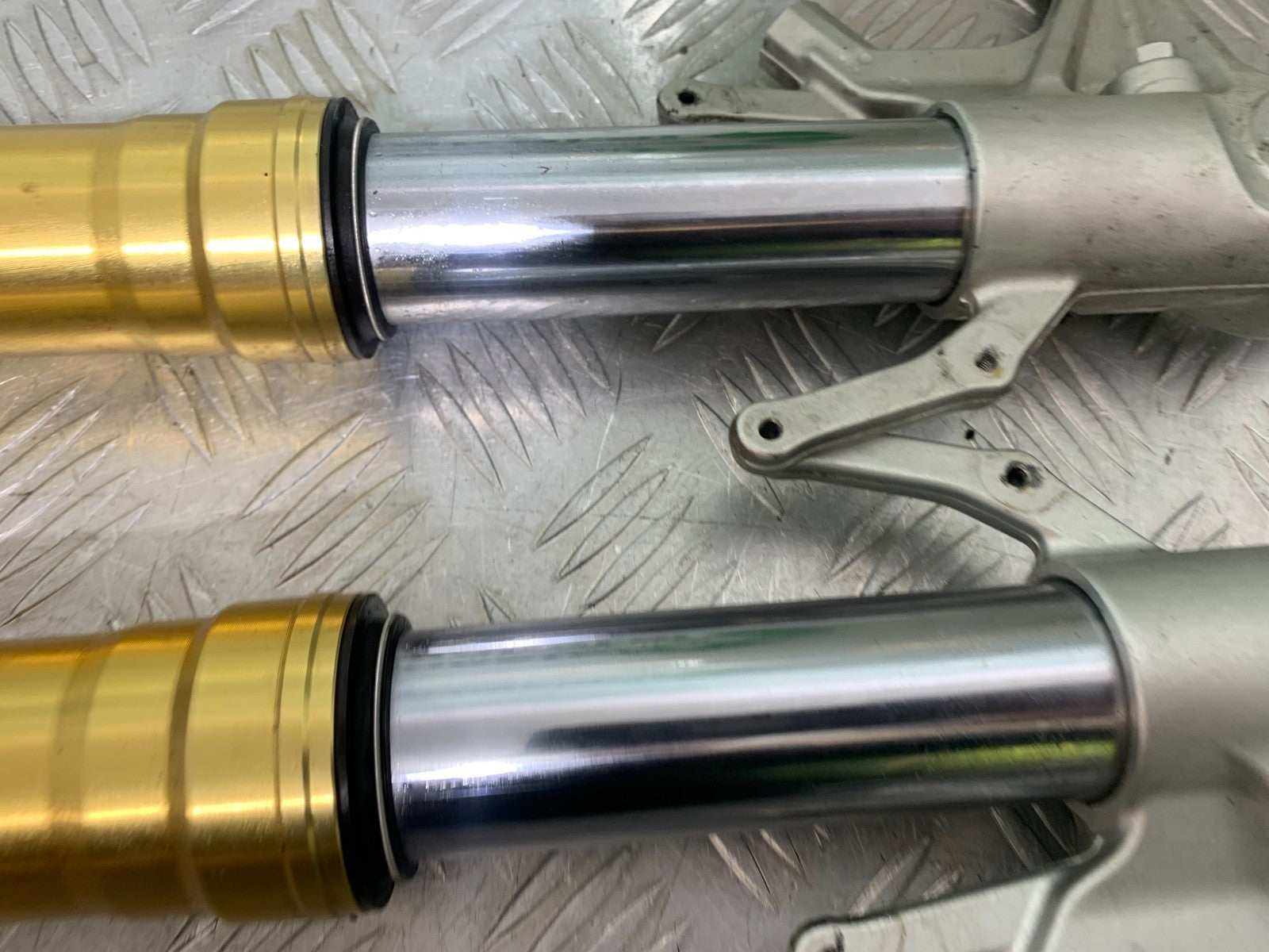 APRILIA TUONO 1000 V4 FORKS  YEAR 2013-2014  (CMB1239)