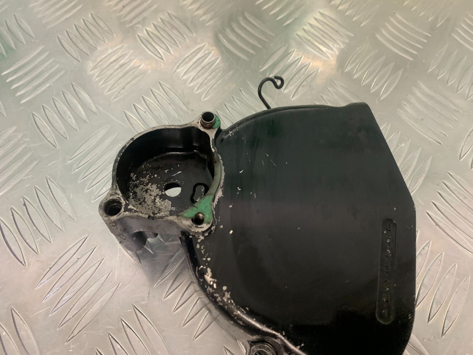 HONDA CBR1100 BLACKBIRD SPROCKET COVER  YEAR 1999-05 (STOCK 961)