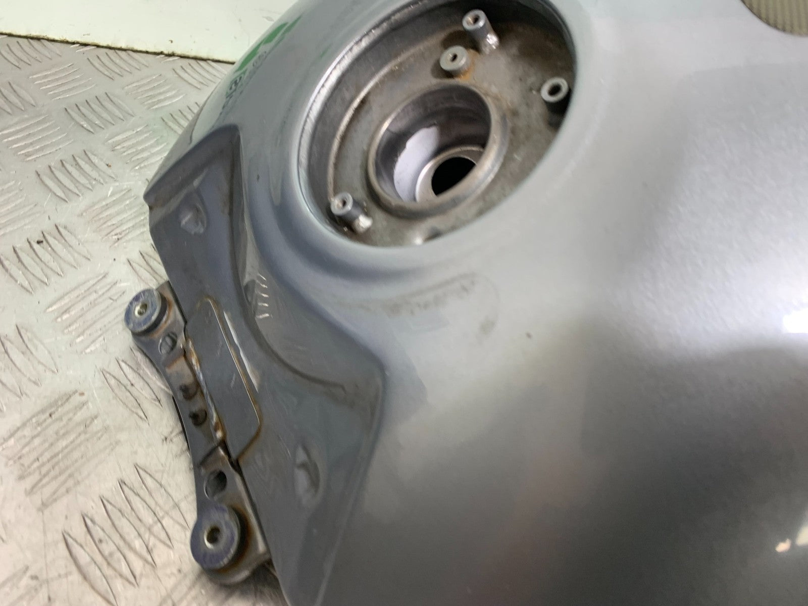 KAWASAKI GTR1400 GTR 1400 PETROL TANK  YEAR 2007-2009 (CMB1306)