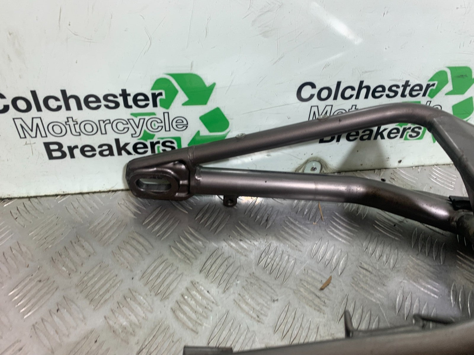 KAWASAKI ER6 N SWINGARM  YEAR 2012-2017 (CMB1324)