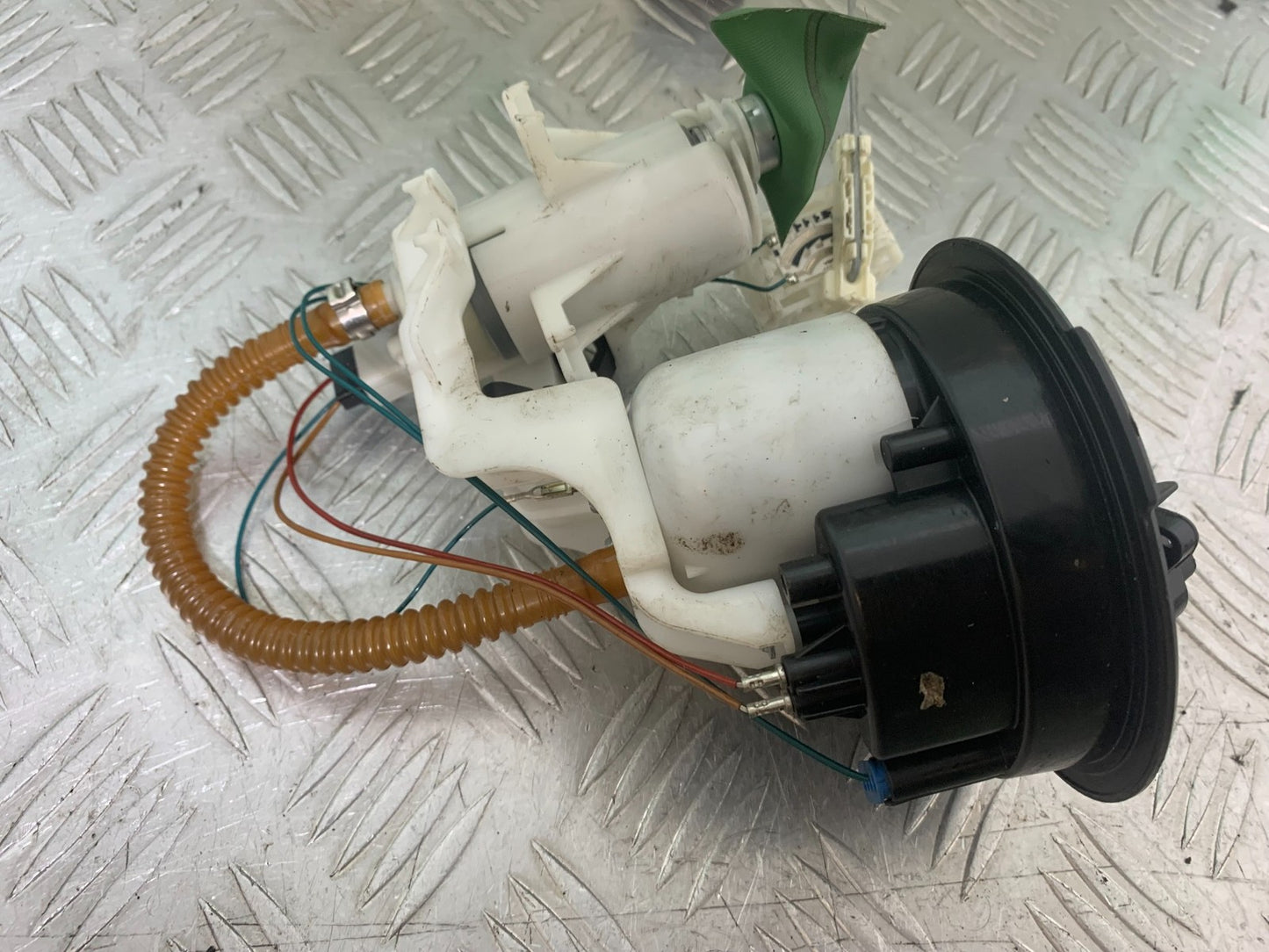 BMW S1000 RR PETROL PUMP  YEAR 2015-2018 (CMB1246)