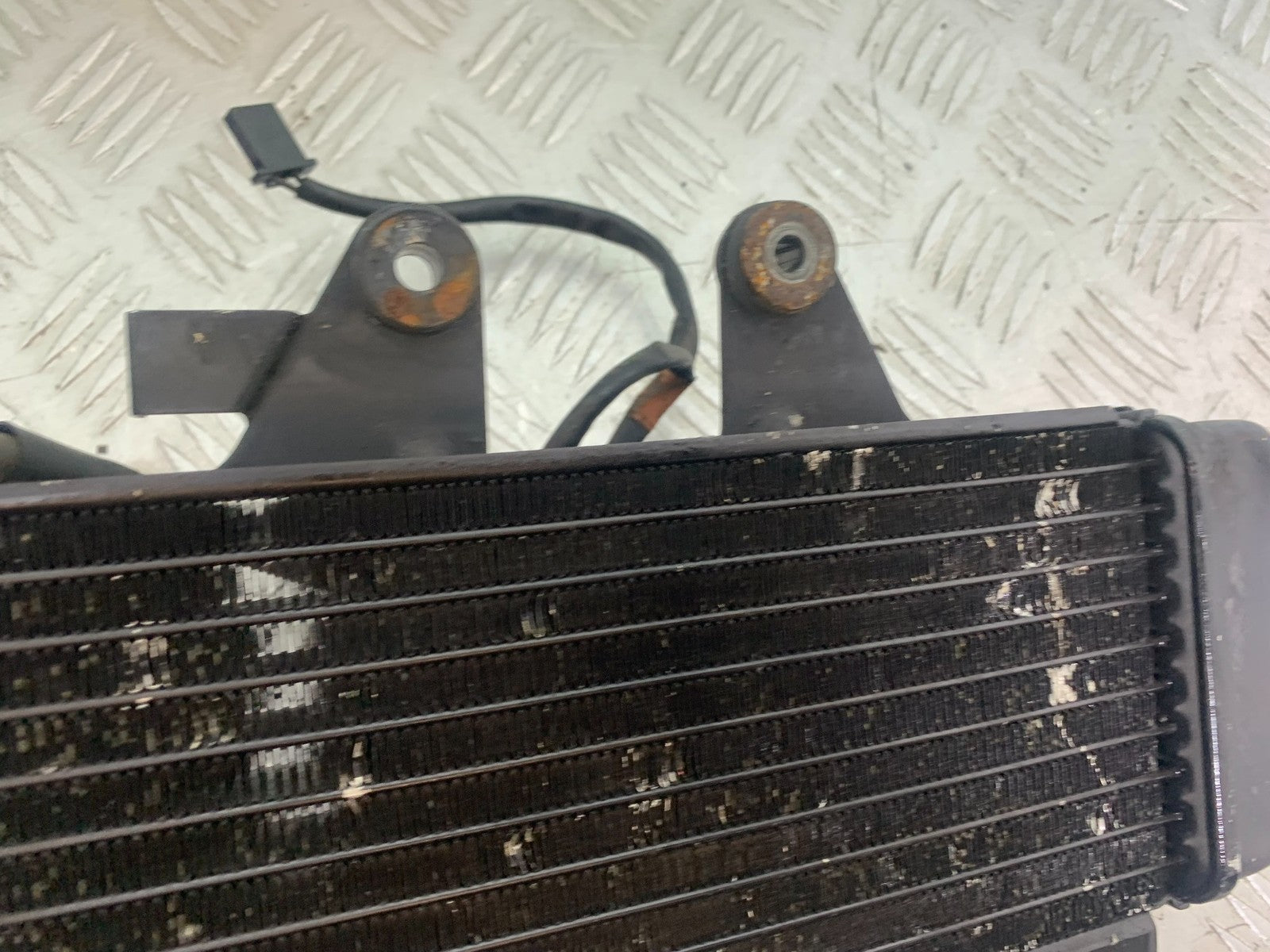 HONDA XL125 VARADERO RADIATOR   YEAR 2001-2006  (CMB1210)