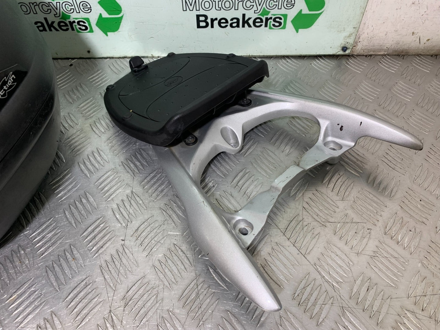 HONDA NSC110 VISION TOP BOX RACK KEY  YEAR 2017-2020 (CMB1249)