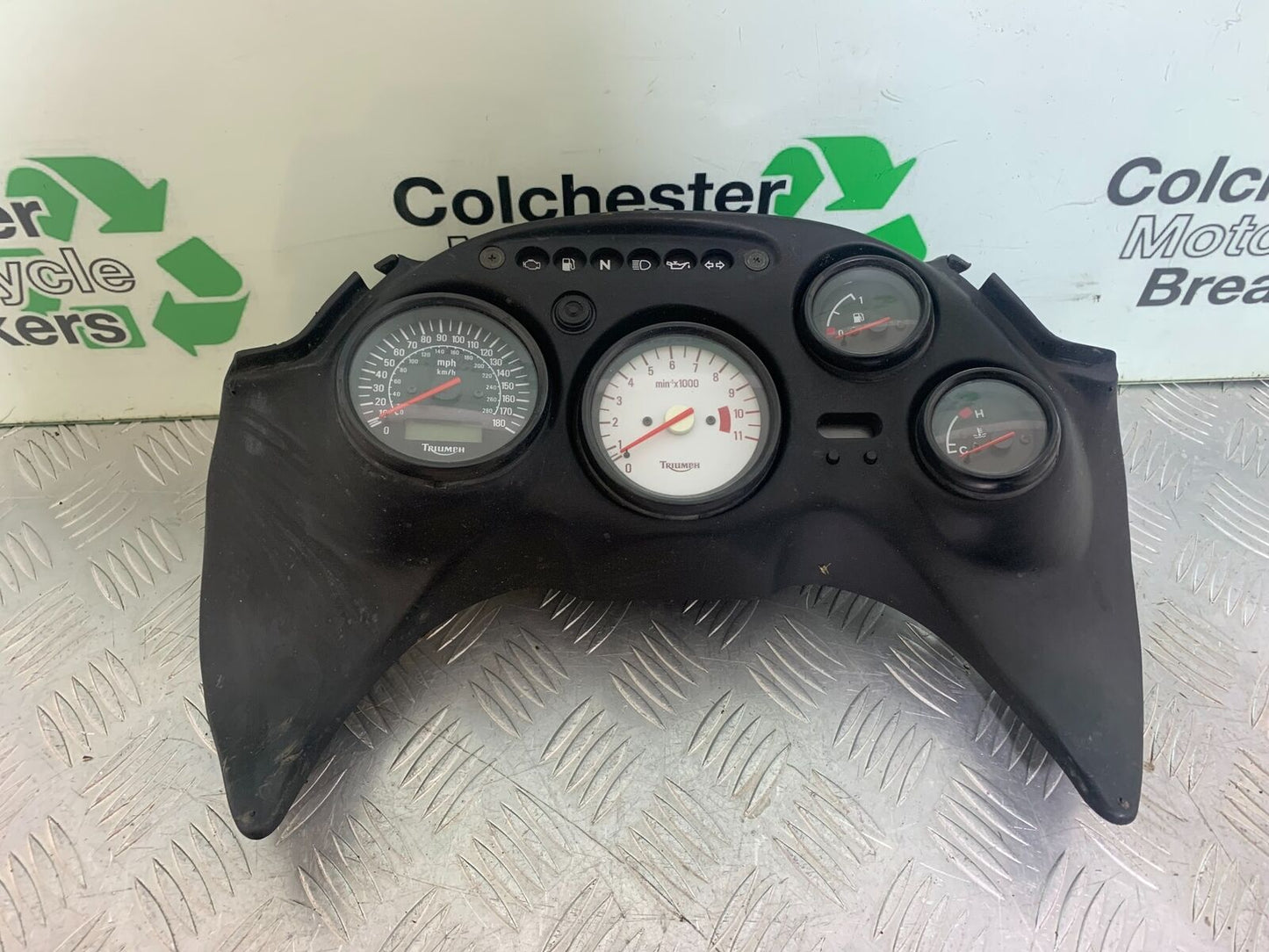 TRIUMPH 955i SPRINT ST CLOCKS SPEEDO DASH   YEAR 1999-2004 (CMB1124)