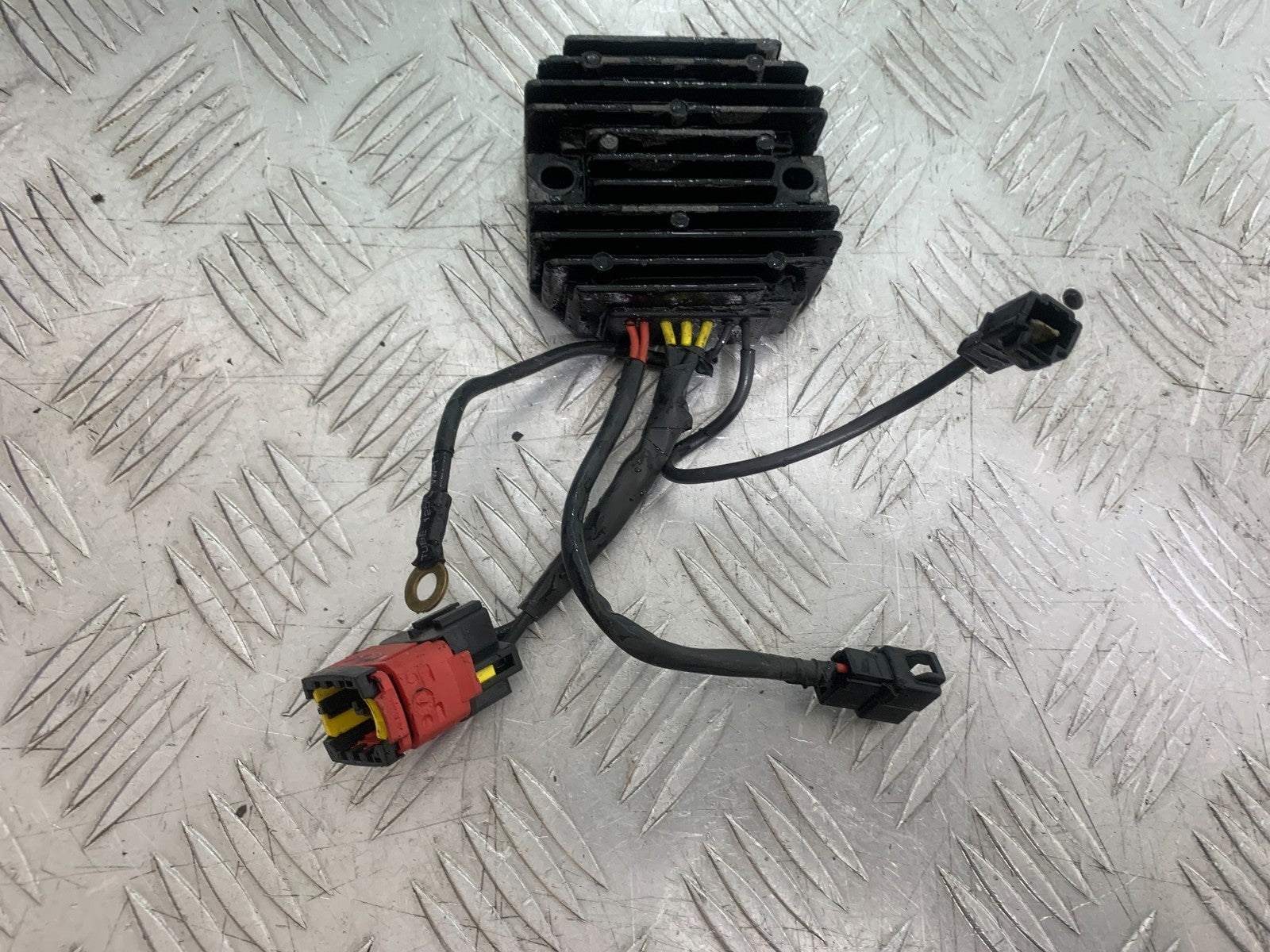 ROYAL ENFIELD HIMALAYAN 411 REGULATOR  YEAR 2018-2023 (CMB1279)