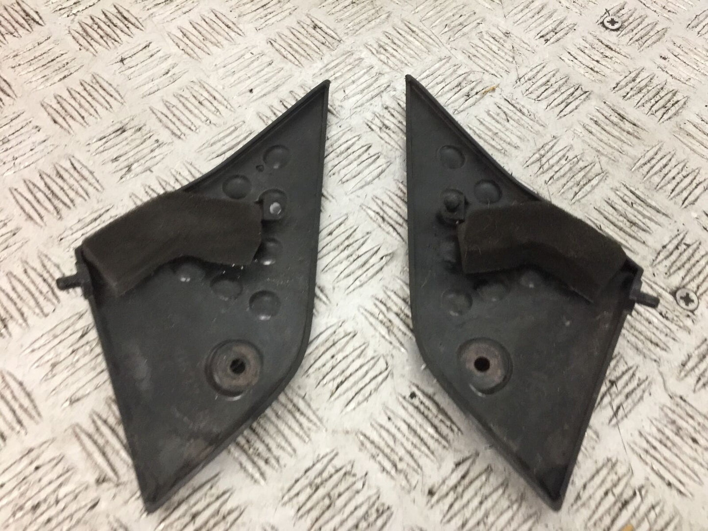KAWASAKI Z1000 THROTTLE BODY INFILL COVERS YEAR 2007-2009 (STOCK 763)