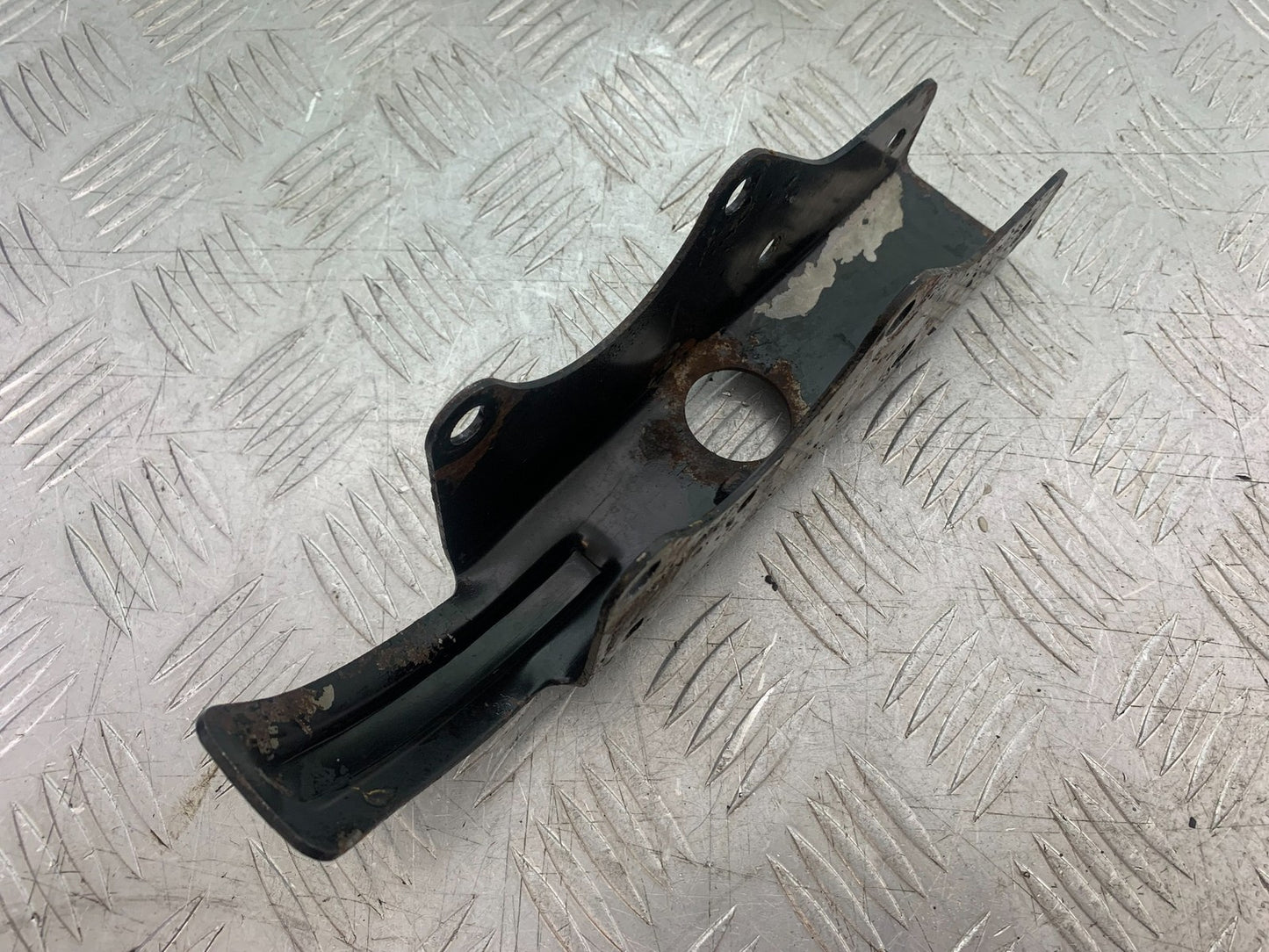 APRILIA 650 PAGASO STRADA ENGINE MOUNTING BRACKET YEAR 2005-2010 (CMB1260)