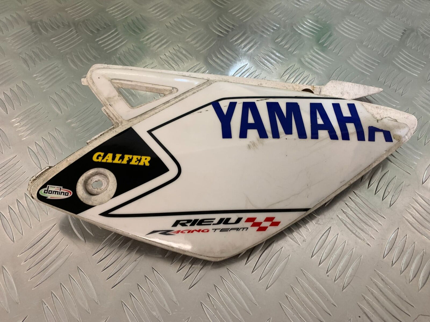 RIEJU 125 MARATHON SM PRO RIGHT SEAT PANEL  YEAR 2015(STOCK 938)