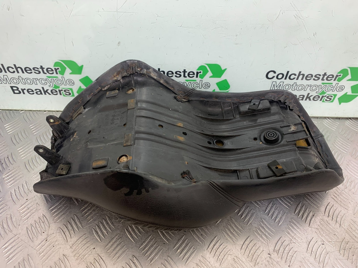 YAMAHA XV1100 XV 1100 VIRAGO SEAT  1990-1999 (CMB1243)