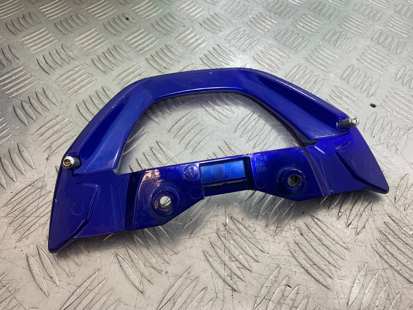 SUZUKI SV1000 SV 1000 S GRAB RAIL   YEAR 2003-2007 (CMB1293)