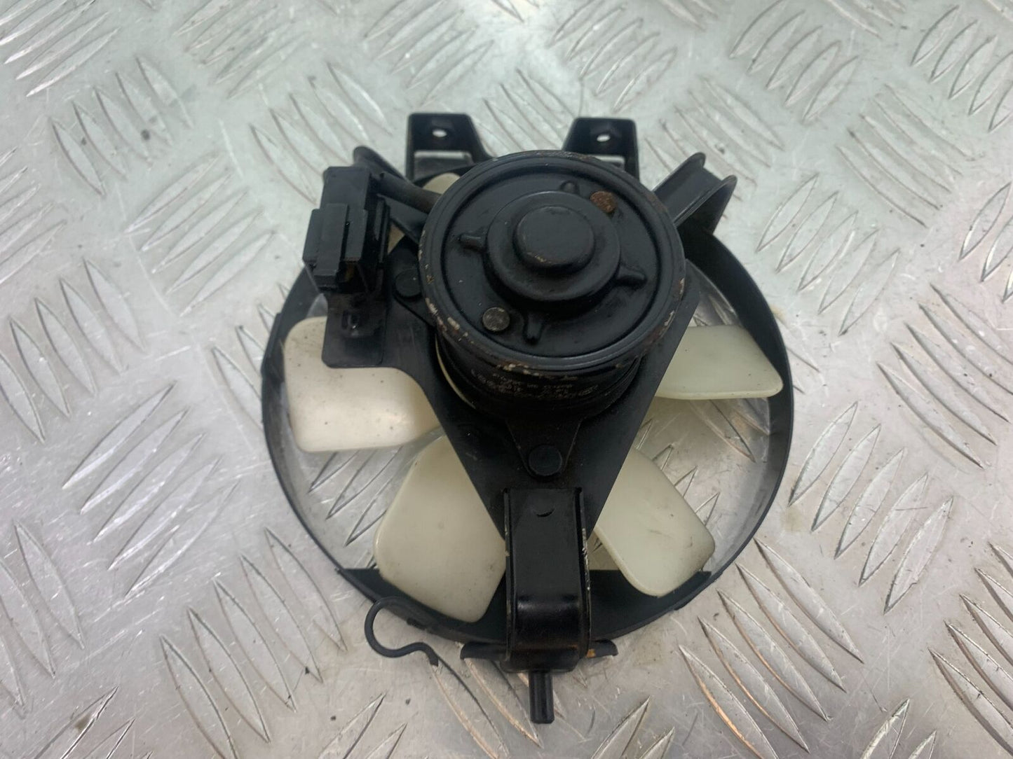 HONDA VFR400 VFR 400 NC21 RADIATOR FAN  YEAR 1986-87 (CMB1043)
