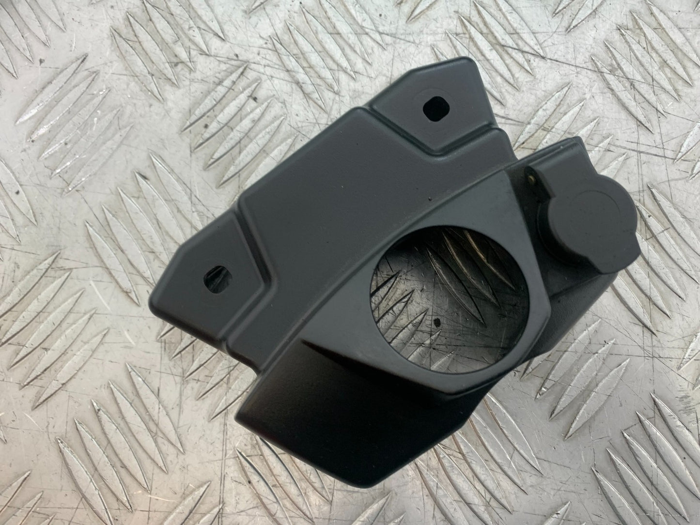 TRIUMPH TIGER 800 XRT IGNITION SWITCH COVER   2018-2020 (CMB1193)