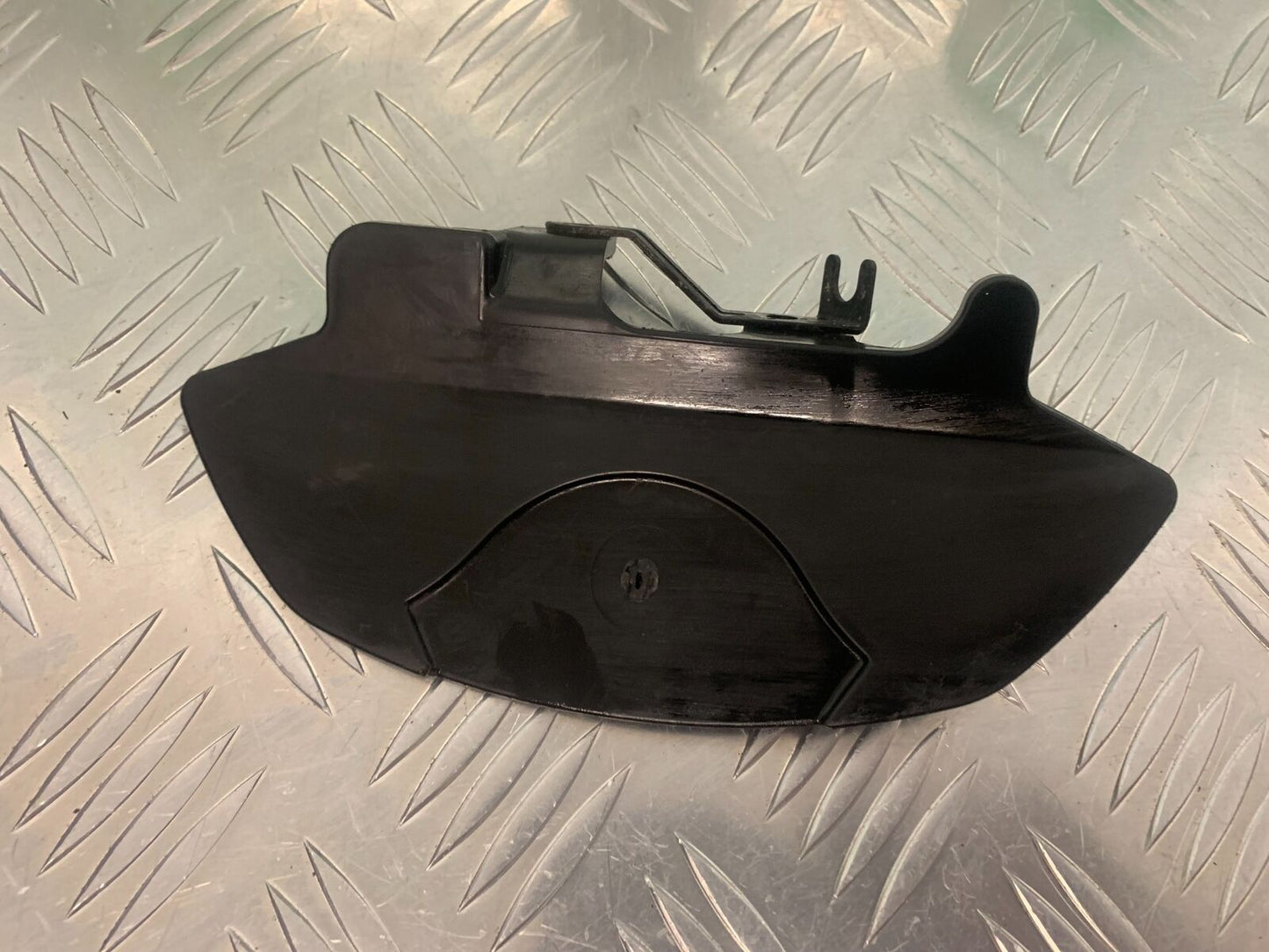 KAWASAKI ZX6R ZX6 J BOTTOM YOKE INFILL PANEL YEAR 2000 (STOCK 947)