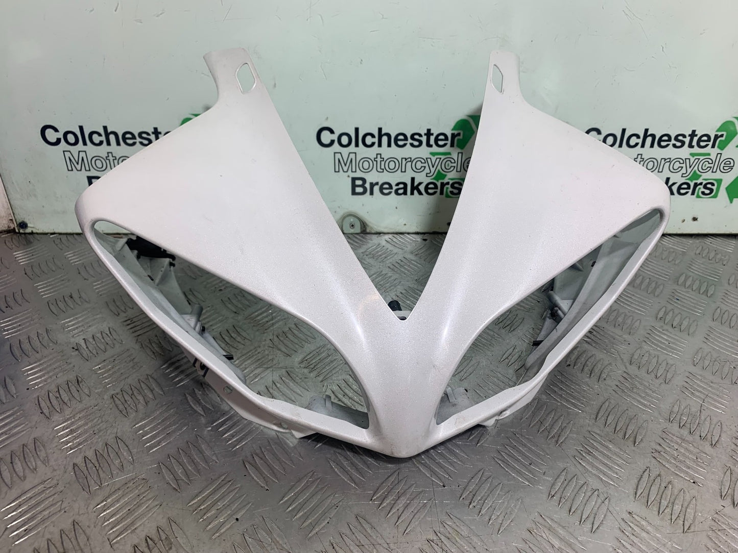 YAMAHA YZF R1 14 B BIG BANG TOP FAIRING   2009-14 (CMB1175)