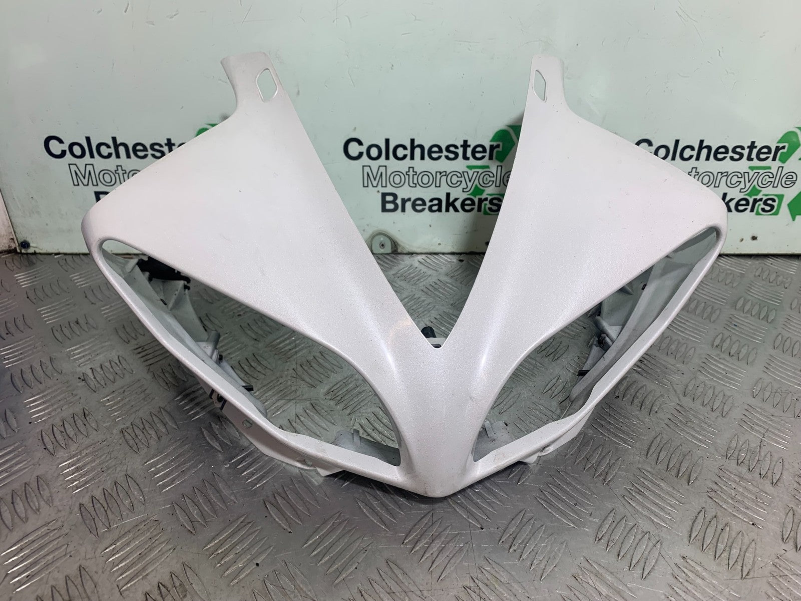 YAMAHA YZF R1 14 B BIG BANG TOP FAIRING   2009-14 (CMB1175)
