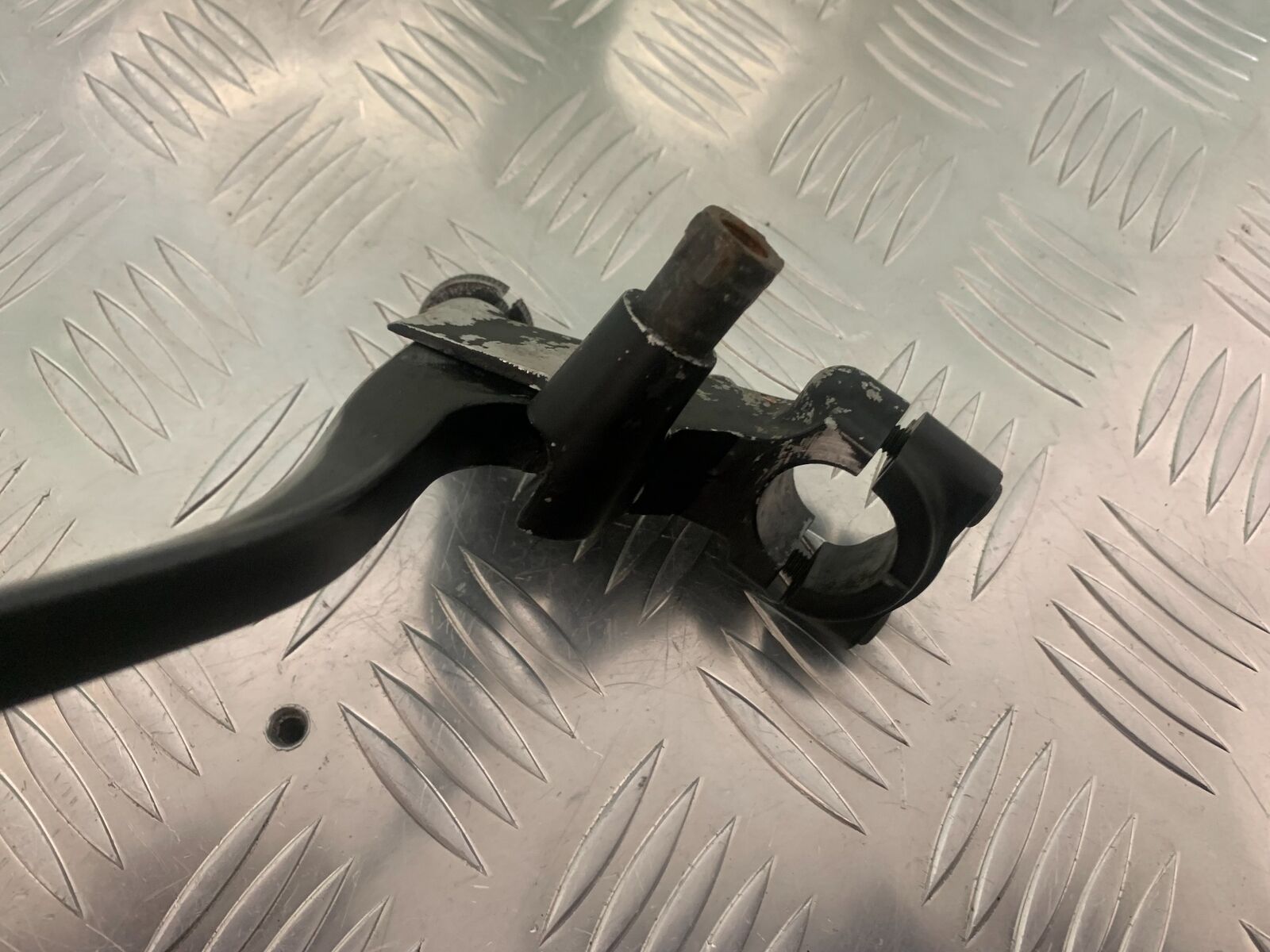 HONDA CB350 S CB 350 S CLUTCH LEVER AND BRACKET  YEAR 1986-1990 (STOCK 948)