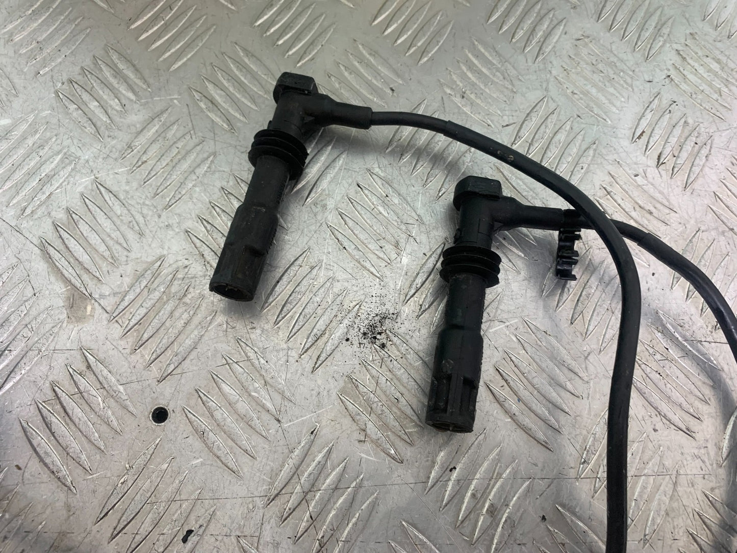 BMW R850 R R850R COILS AND CAPS    YEAR 1994-2002 (CMB1170)
