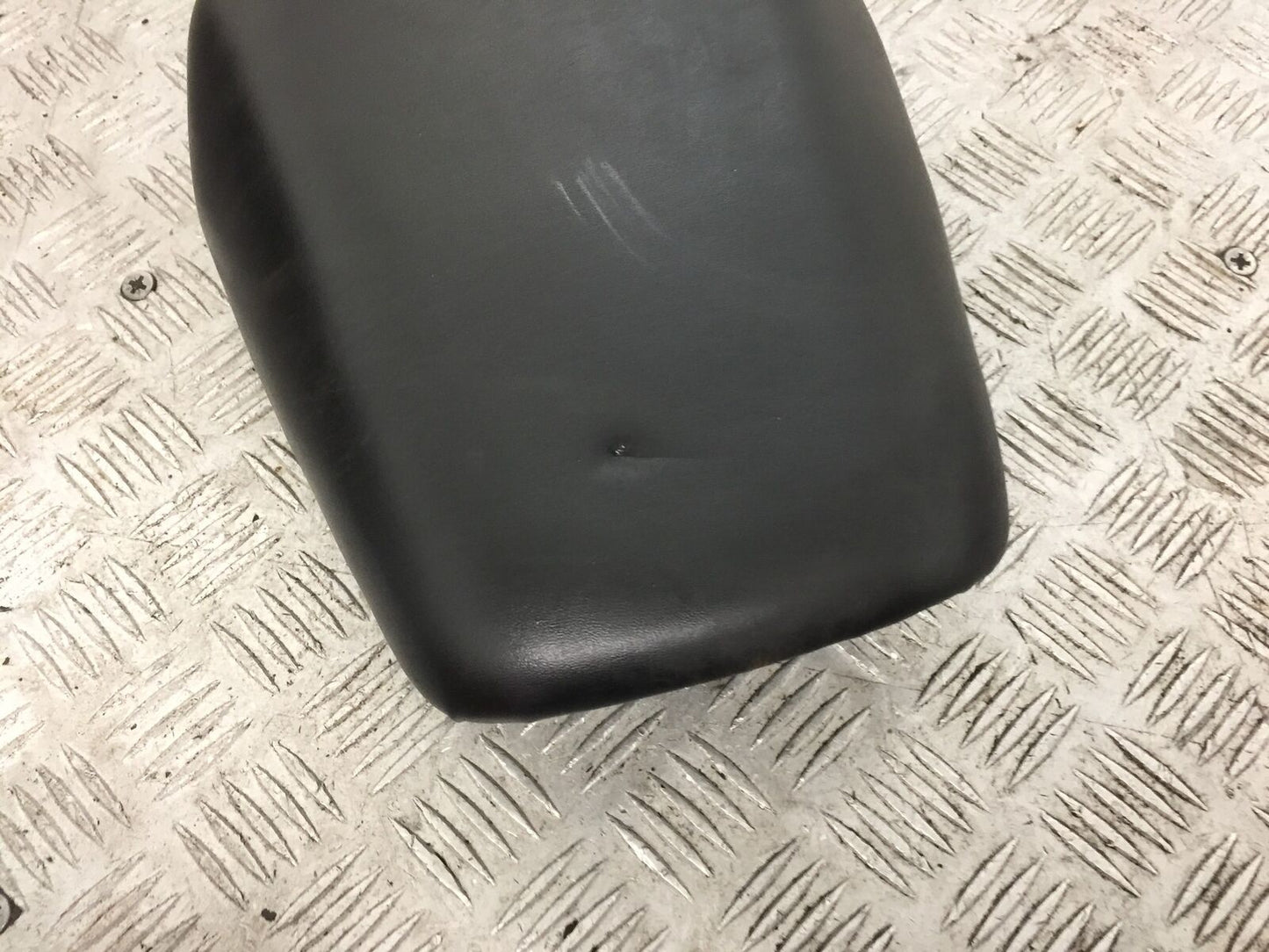 HONDA CBR125 CBR 125 REAR SEAT YEAR 2007-10 (STOCK 884)