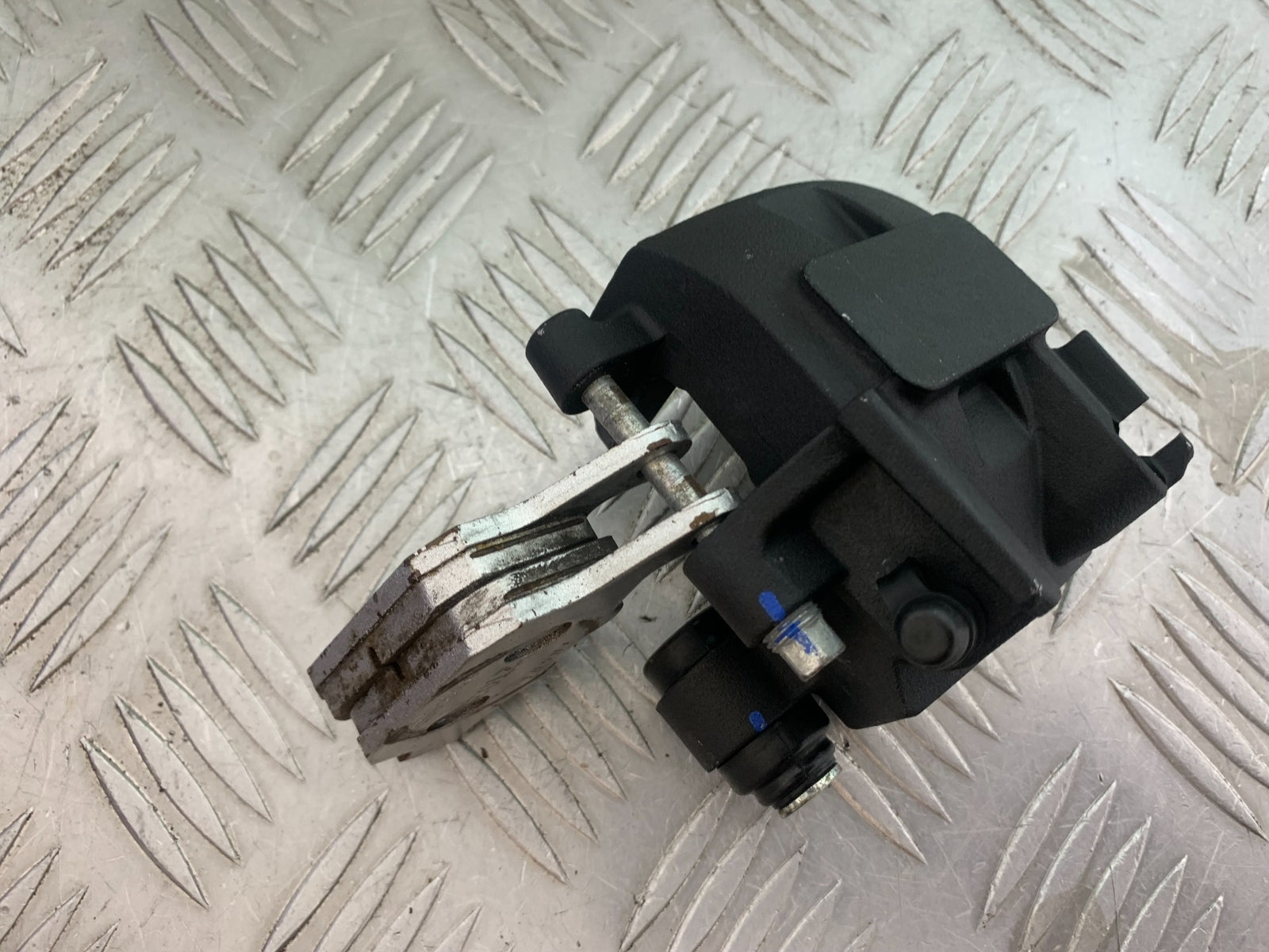 TRIUMPH TRIDENT 660 REAR CALIPER YEAR 2021-2024 (CMB1148)