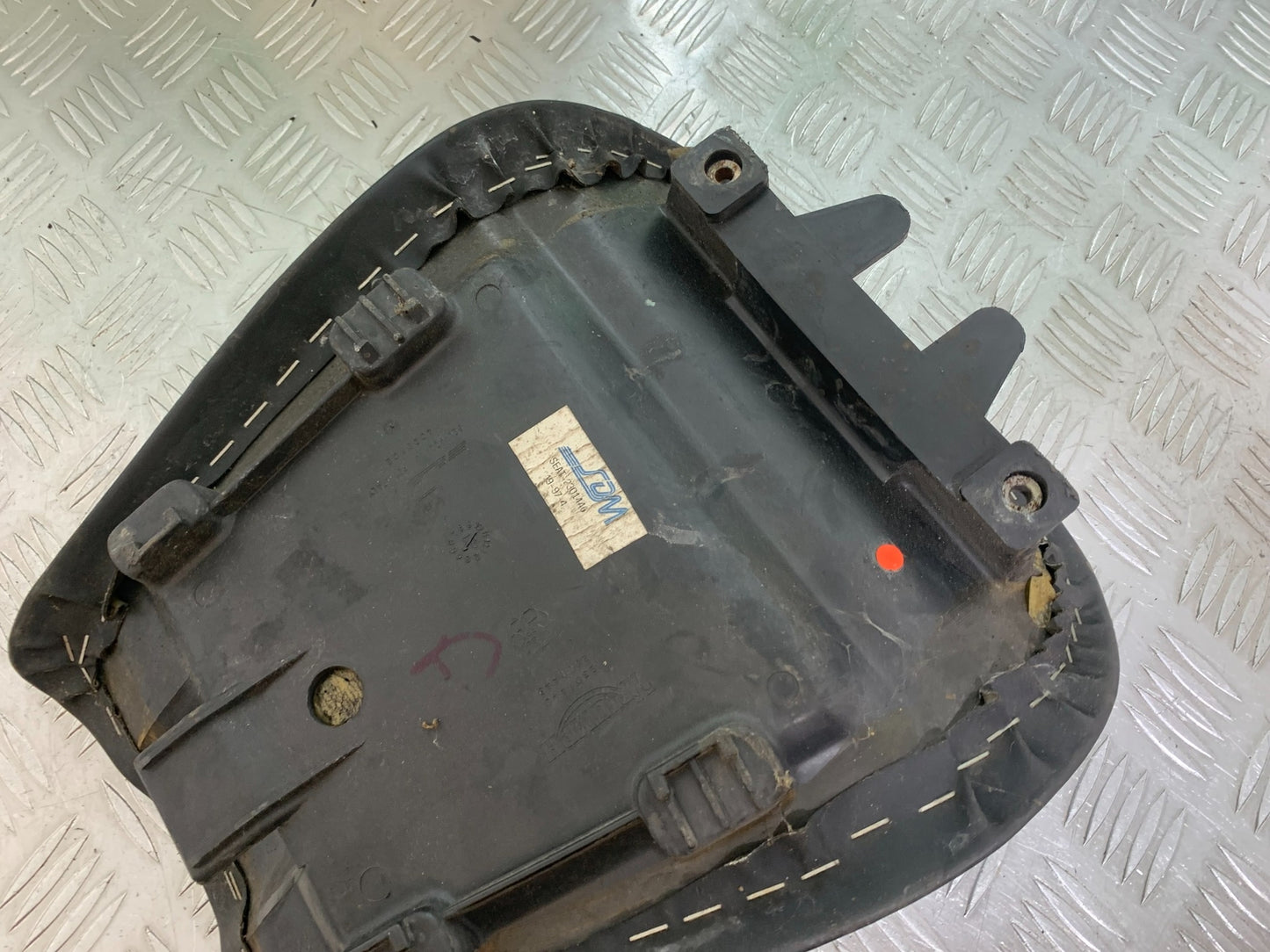 TRIUMPH T509 SPEED TRIPLE FRONT SEAT YEAR 1997-1998 (CMB1144)