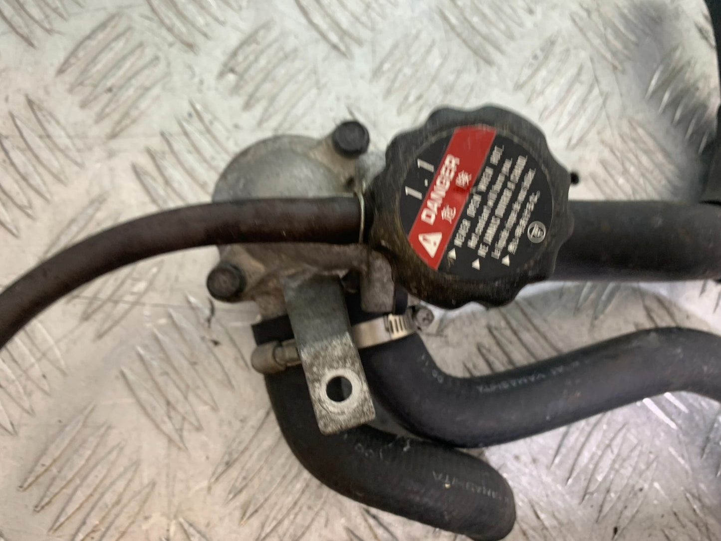 HONDA NT650 V DEAUVILLE THERMOSTAT  YEAR 1998-01(CMB1320)