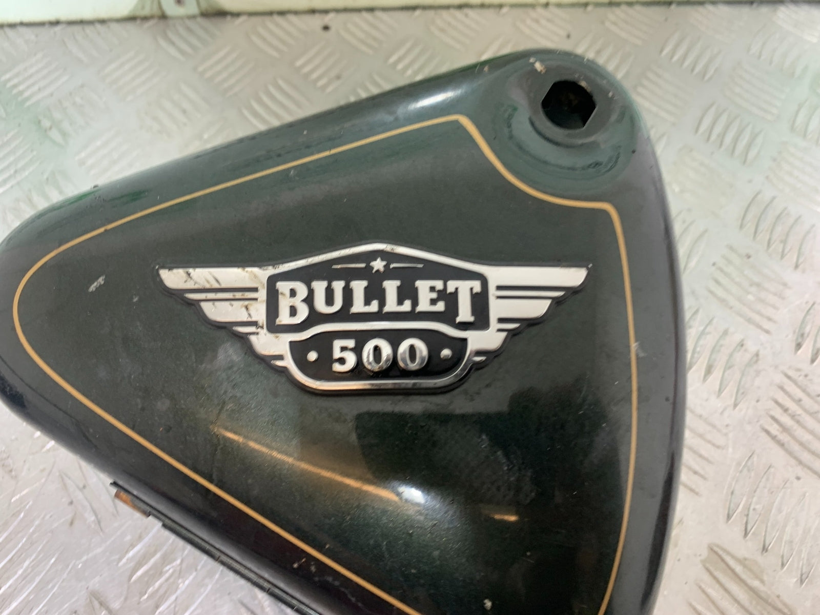 ROYAL ENFIELD BULLET 500 EFI RIGHT SEAT PANEL  YEAR 2008 - 2016 (CMB1153)