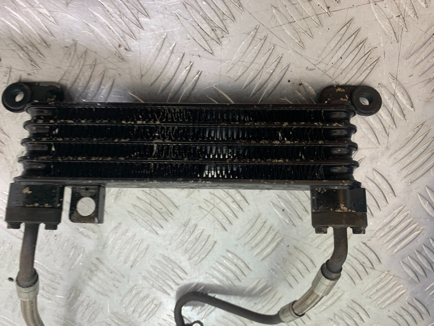 TRIUMPH 1050 SPRINT ST OIL COOLER AND LINES 2003-2011 (CMB1285)