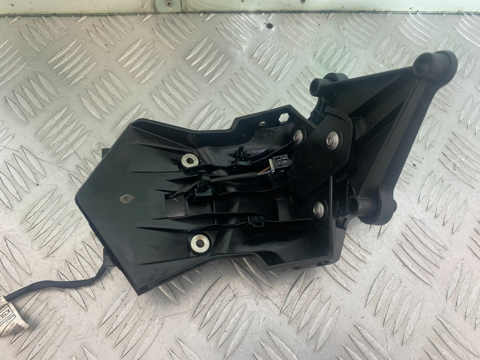 BMW M1000 R REAR MUDGUARD  YEAR 2023-2024 (CMB1140)